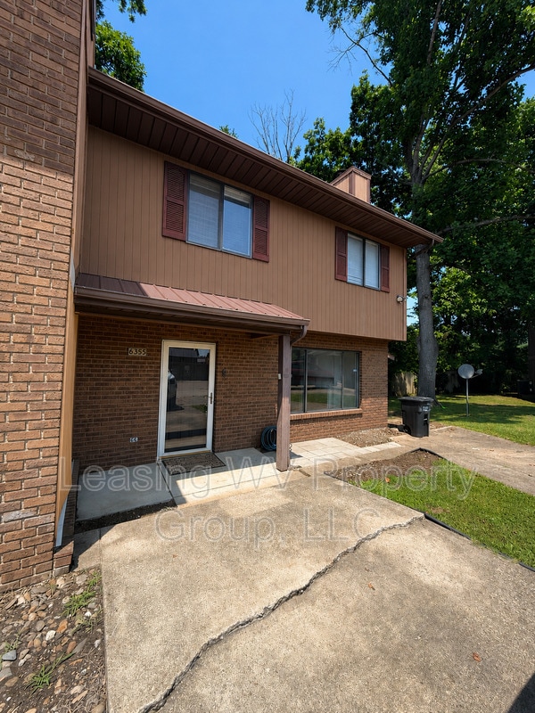 Building Photo - 6355 Pine Dr