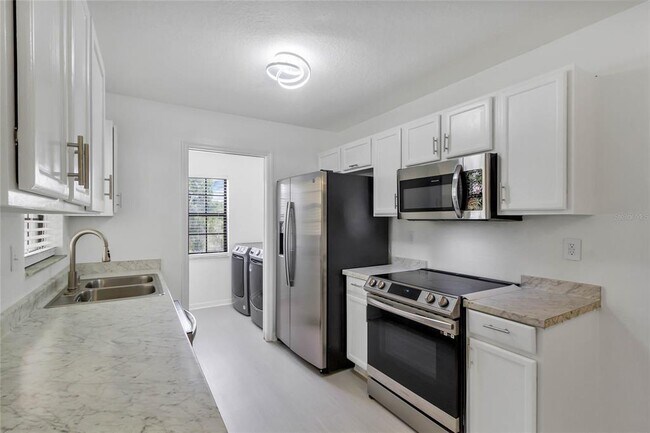 Foto del edificio - 560 W Juniata St