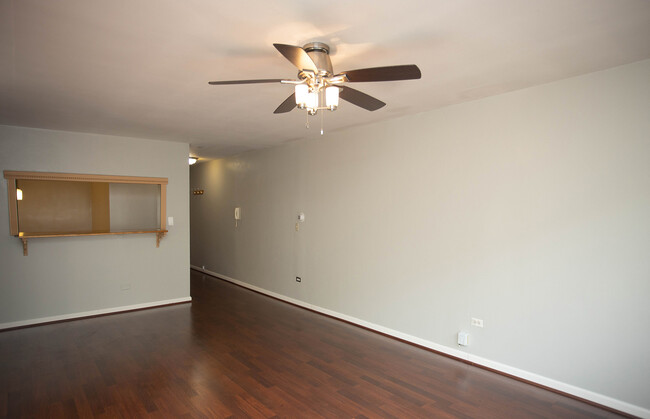 Building Photo - 425 Wesley Ave