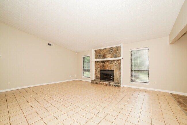 Foto del edificio - 35 Windsong Ct