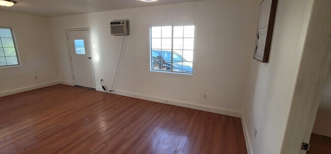 Foto del edificio - 812 E Sacramento St
