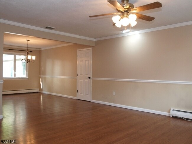 Building Photo - 26 Hearle St