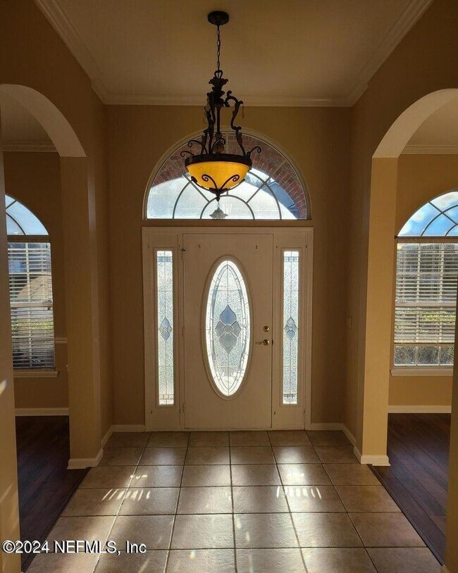 Foto del edificio - 733 Wakemont Dr