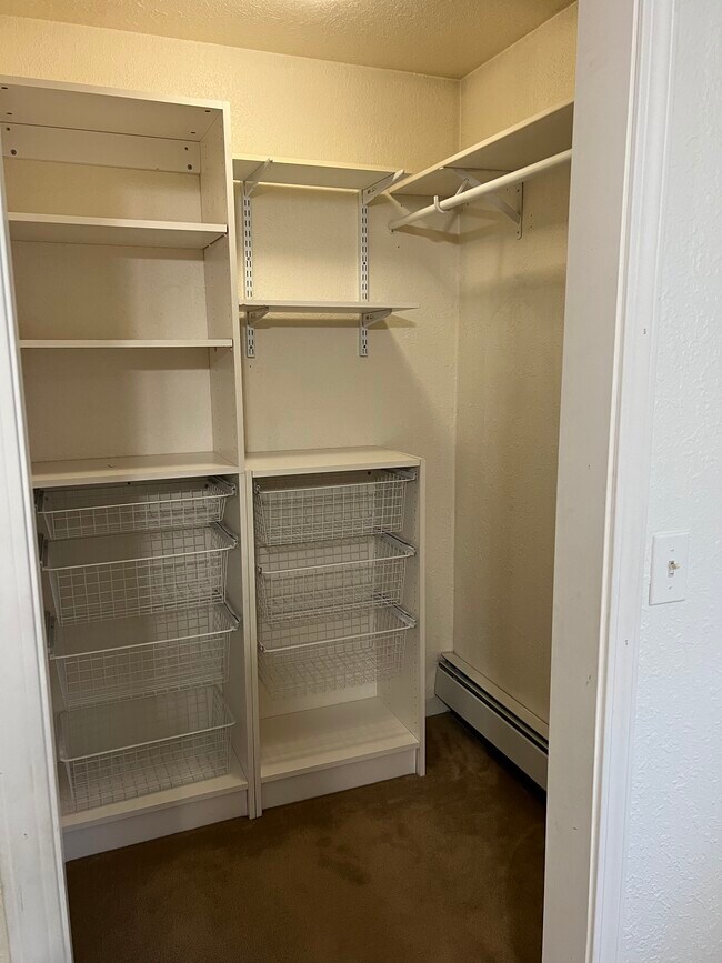 Photo - 1701 Roosevelt Dr Apartments