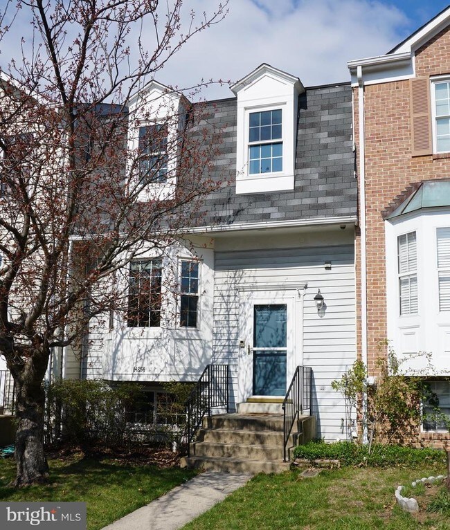Building Photo - 14854 Winding Loop