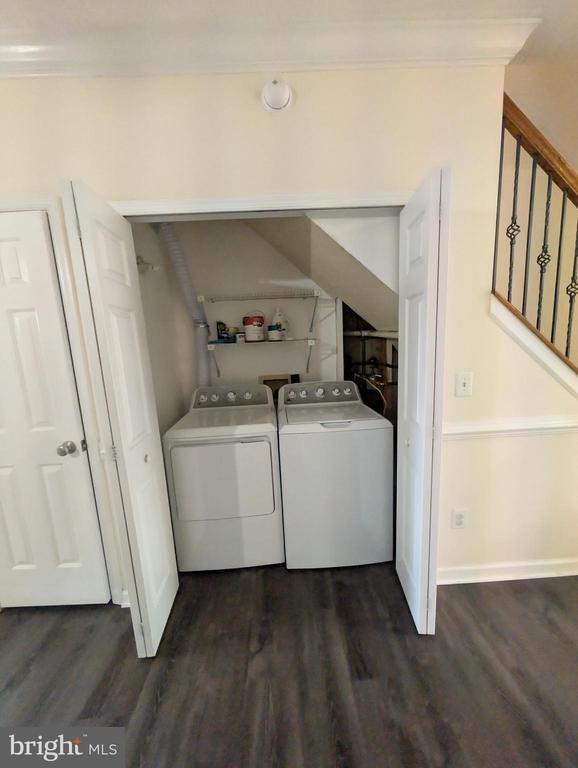 Building Photo - 3009 McMaster Ct