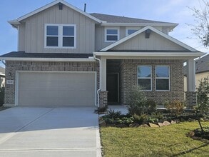 Building Photo - 8438 Bay Oaks Dr