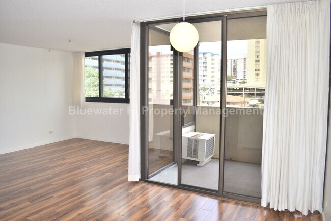 Foto del edificio - 2/1.5/1 Pakalana Bldg. (Conveniently Locat...