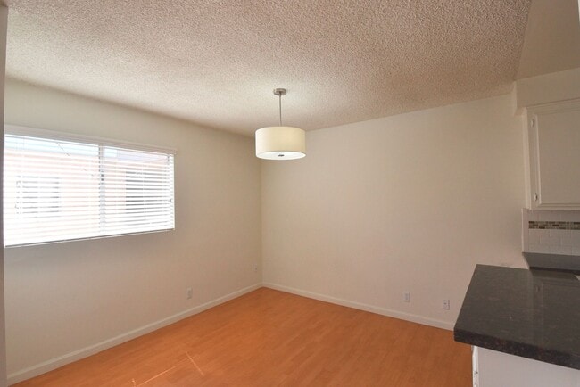 Building Photo - 5036 Coldwater Canyon Ave