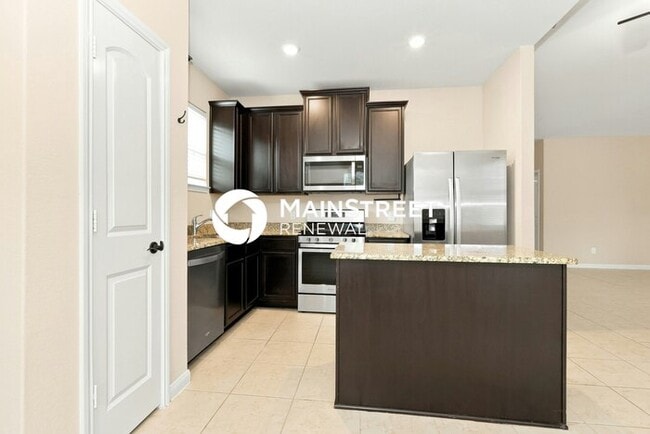 Building Photo - 4 Bedroom Pet-Friendly Home in Conroe, TX with Main Street Renewal
