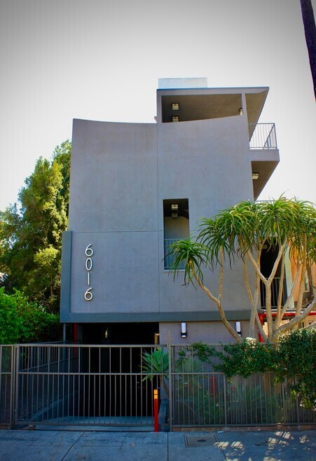 Front of the building - 6016 Carlton Way