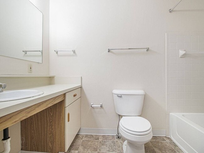 Building Photo - Gull Prairie/Gull Run Apartments and Townhomes