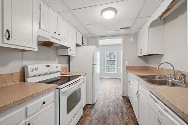 Photo - 3915 Valley Ct Townhome