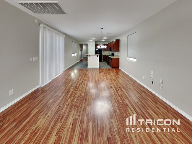 Foto del edificio - 720 Point Bluff St