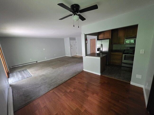 Building Photo - Beautiful 2 Bedroom Apartment - Wappingers...