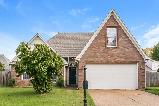 Building Photo - 205 Cameron Dr