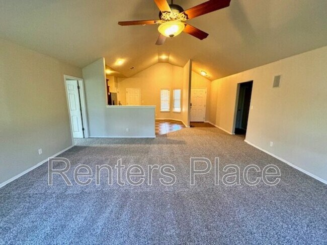 Foto del edificio - 10330 S Olmsted Pl