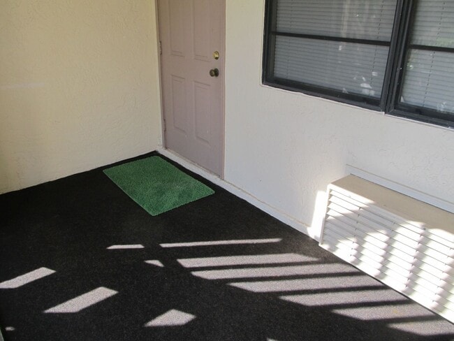 Building Photo - 1 Bedroom with parking washer and dryer NO...