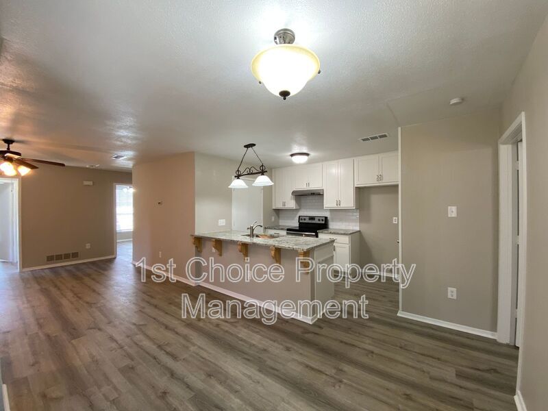 Foto principal - 2311 Kingsford Ct