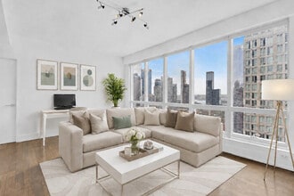 Building Photo - 350 W 42nd St