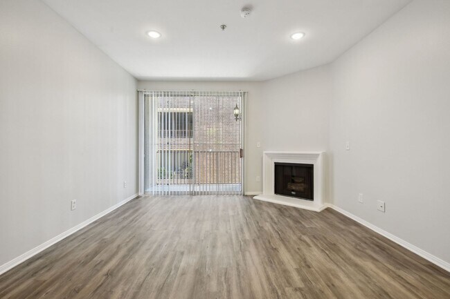 Interior Photo - 2245 Beverly Glen Blvd.