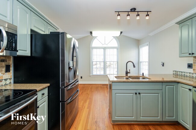 Foto del edificio - 909 Woodview Ridge Trail