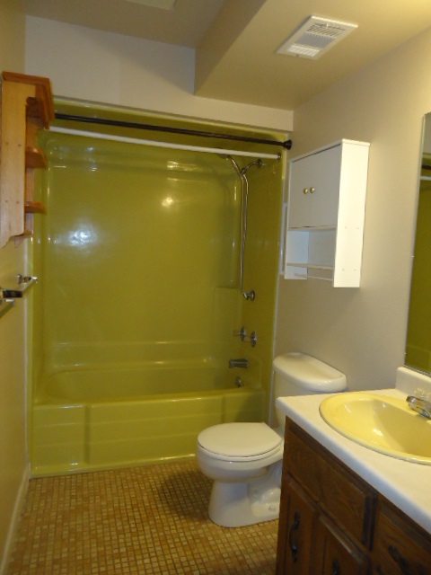 Foto del edificio - 3750 E 15th St