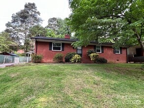 Building Photo - 317 Cedar St