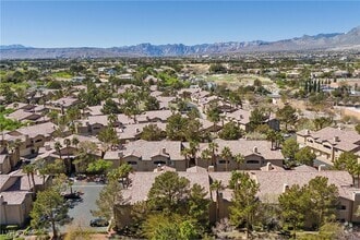 Building Photo - 1704 Hills of Red Dr