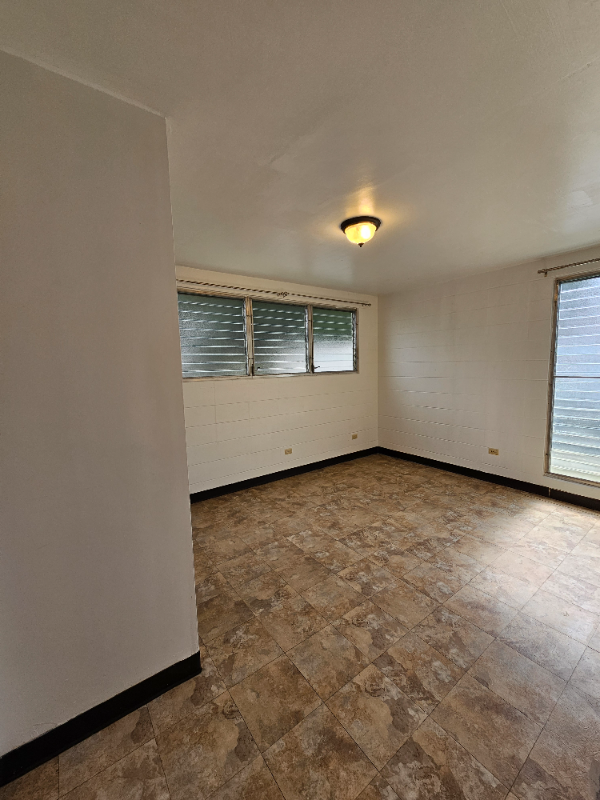 Foto del edificio - 2458 Wilder Ave