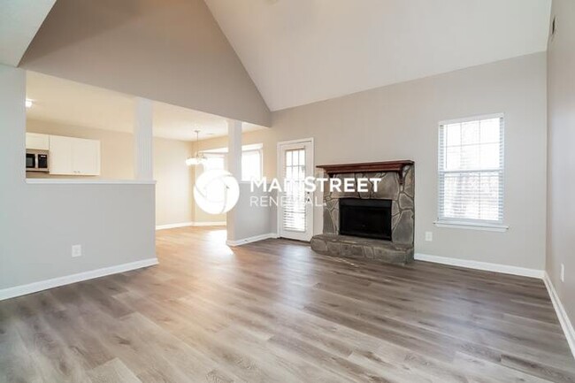 Foto del edificio - 5247 Forest View Trail