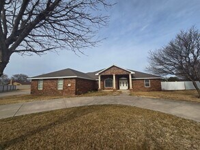 Building Photo - 108 Savannah Ct