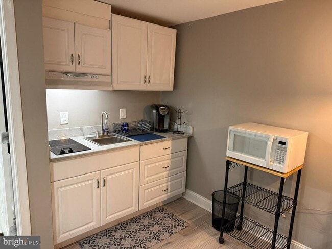 Foto del edificio - 2568 Ambling Cir