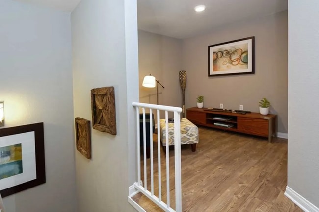 Building Photo - 641 Carriagehouse Lane Apt #CL-1216, Garla...