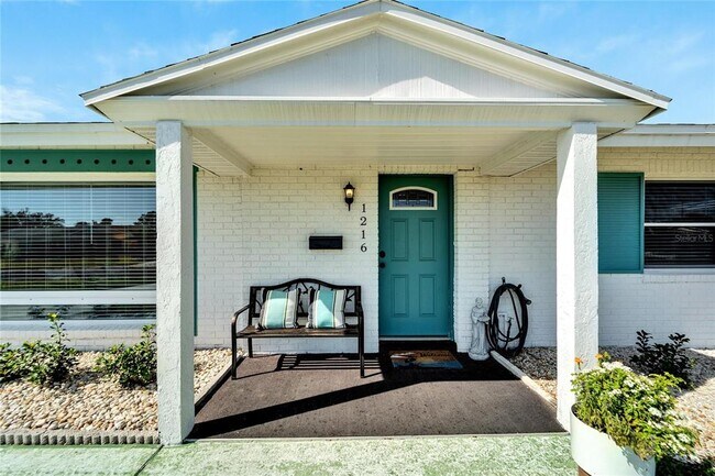 Foto del edificio - 1216 Hacienda Dr