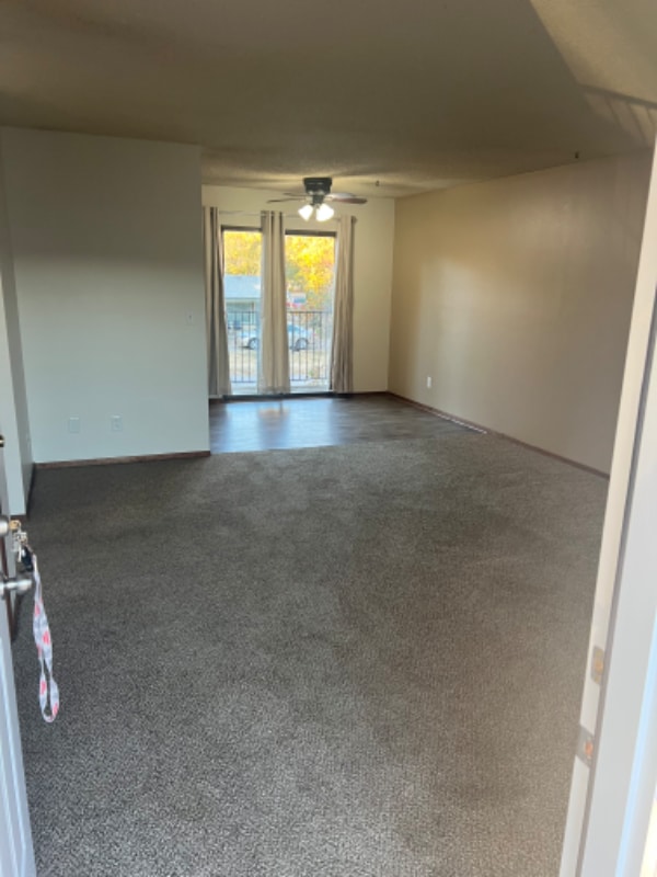 615 S Mt Carmel St Unit 3, Wichita, KS 67213 Room for Rent in Wichita
