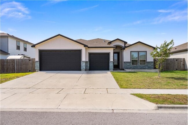 Building Photo - 7721 Dove Holw Dr