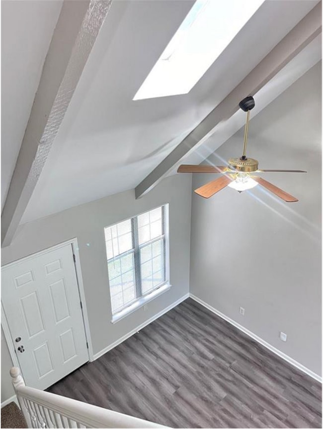 Building Photo - 421-421 Spring Ave