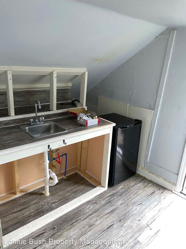 Foto del edificio - 1 br, 1 bath House - 1349 Shanks St Unit B