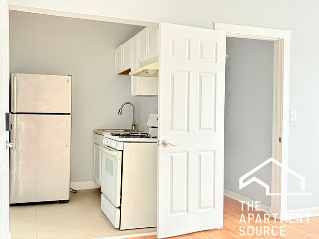 Foto del edificio - 6226 S Western Ave