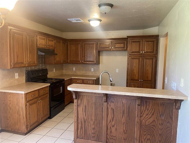 Building Photo - 1026 Dustin Dr