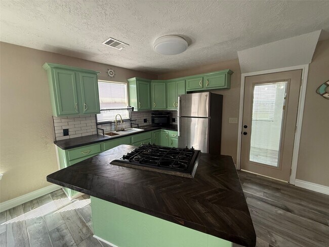 Foto del edificio - 642 5th St