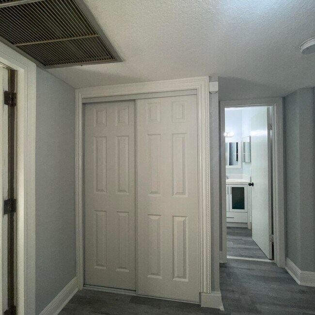 Foto del edificio - 3427 NW 47th Ave