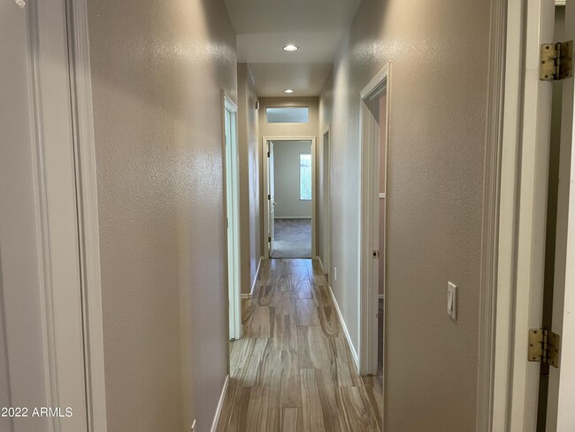 Building Photo - 6511 W Range Mule Dr
