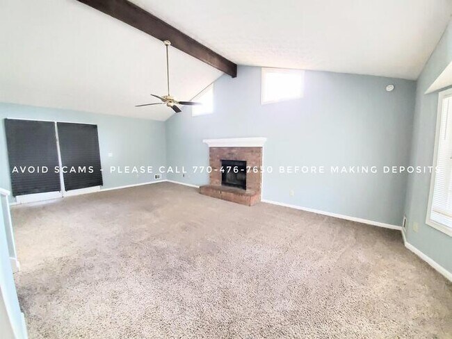 Building Photo - 524 Julius Dr