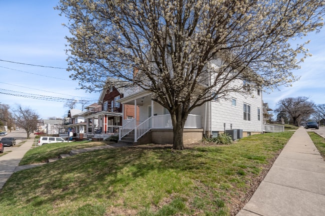 Photo - 4400 Greenlee Ave Apartment