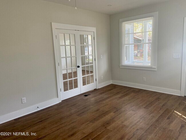 Building Photo - 1314 Sydney Pl