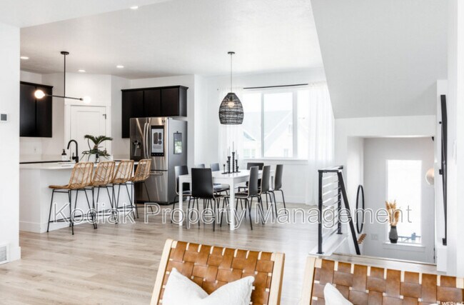 Foto del edificio - 5257 Copeland Dr