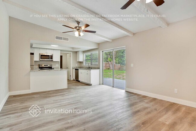 Foto del edificio - 2041 Dunsford Dr