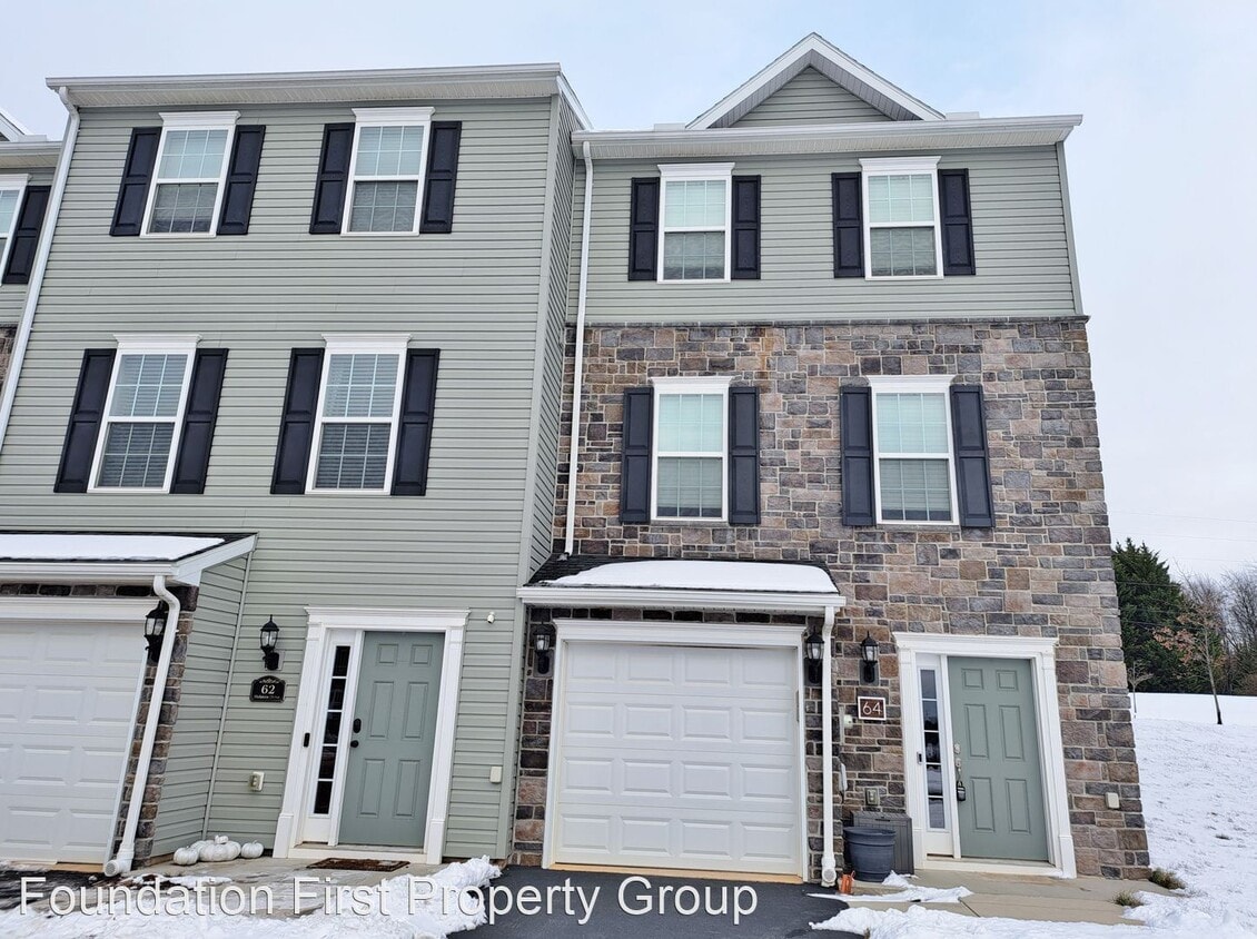 3 br, 3.5 bath House 64 Holstein Drive House Rental in Hanover, PA